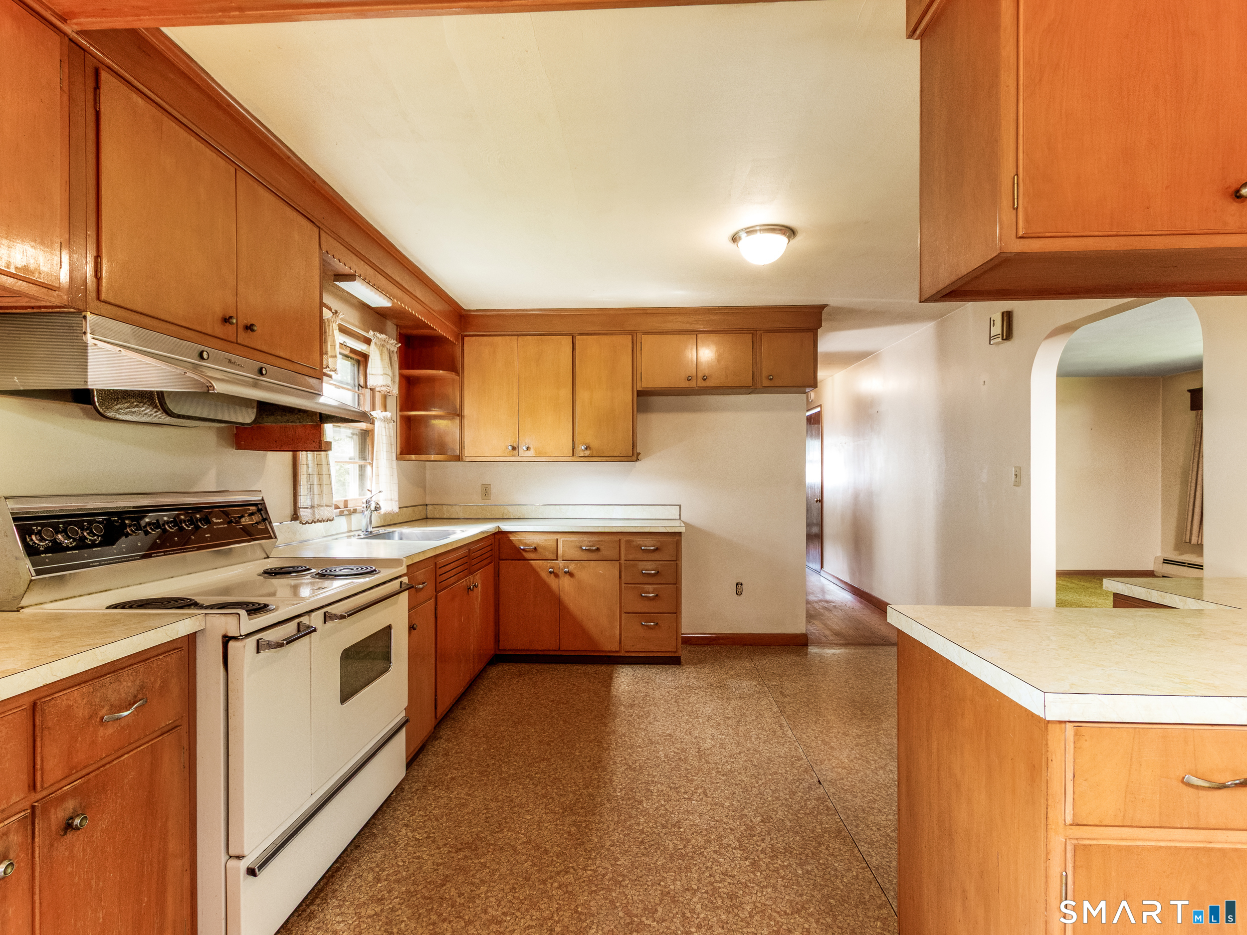 1175 South Curtis Street Wallingford, CT 06492 - Photo 8 of 40
