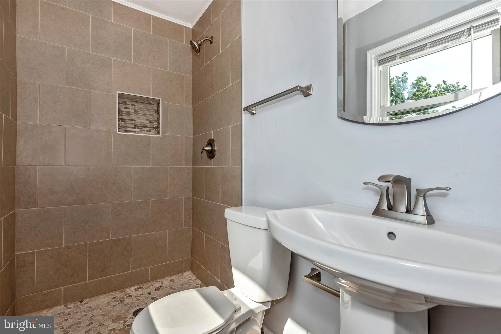 24421 Ridge Road Damascus, MD 20872 - Photo 20 of 63 Master Bath #2