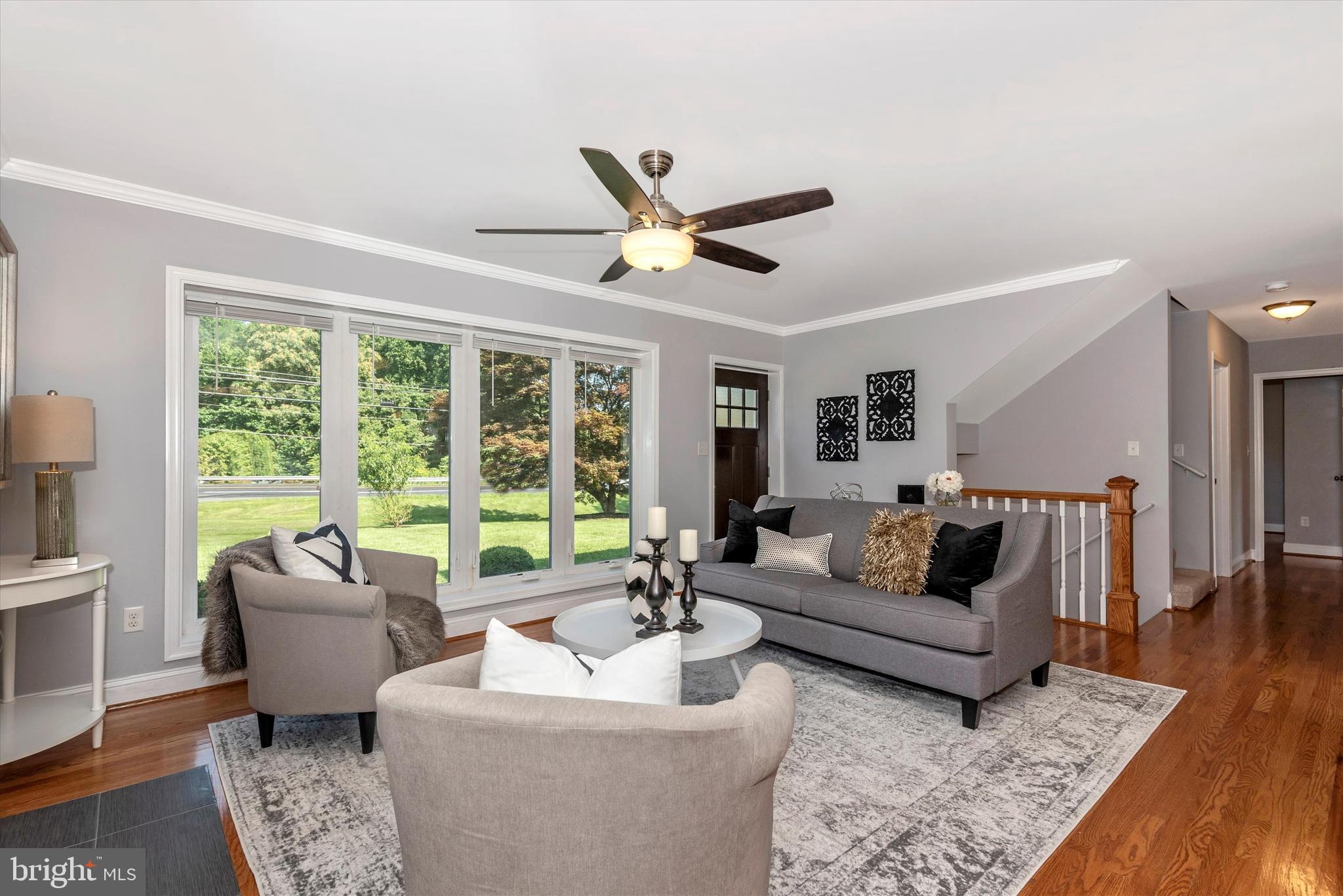 24421 Ridge Road Damascus, MD 20872 - Photo 32 of 63 Living Rm.
