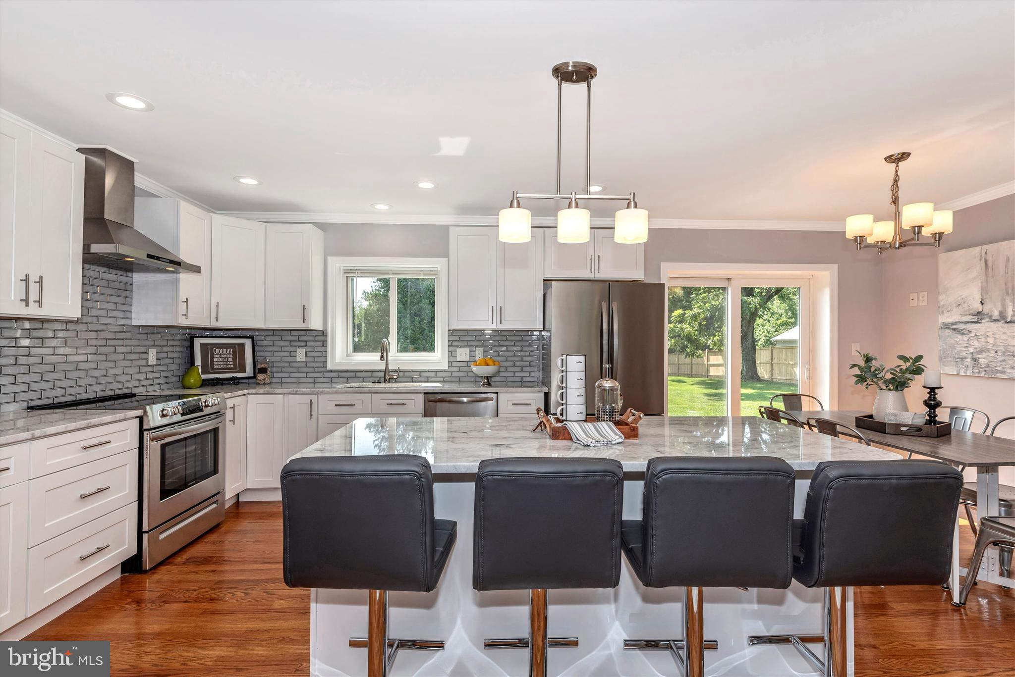 24421 Ridge Road Damascus, MD 20872 - Photo 36 of 63 Island with seating