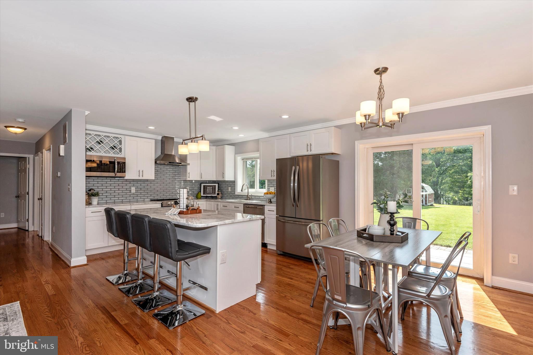 24421 Ridge Road Damascus, MD 20872 - Photo 5 of 63 Kitchen/Dining