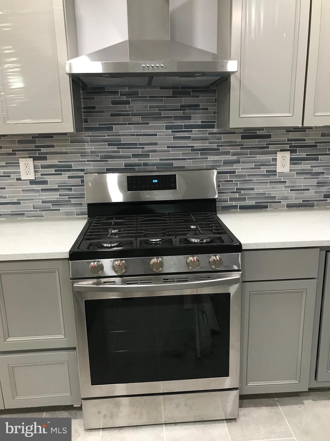 9008 Meadow Heights Road Randallstown, MD 21133 - Photo 10 of 33 Gallery Image 10