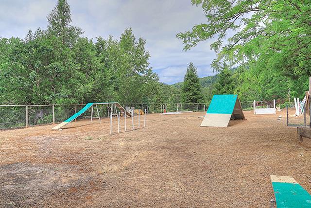 6666 Tunnel Loop Road Grants Pass, OR 97526 - Photo 15 of 26 Additional Photo