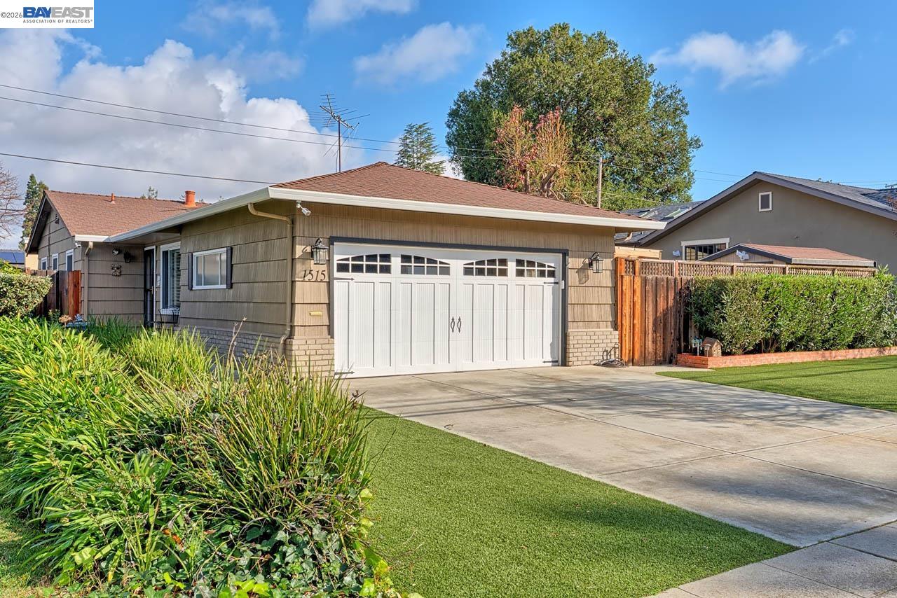 1515 Miramonte Avenue Mountain View, CA 94040 - Photo 1 of 40