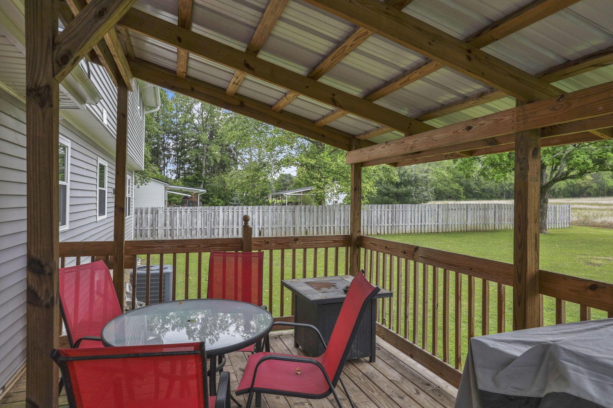 11750 16th Road Southwest Stoutsville, OH 43154 - Photo 43 of 74 Back porch