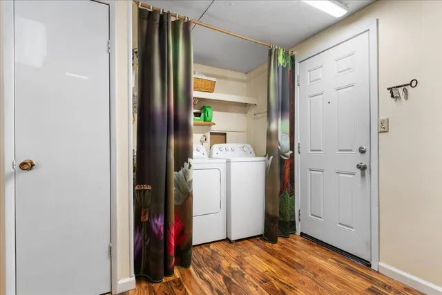 a view of a house with a trees