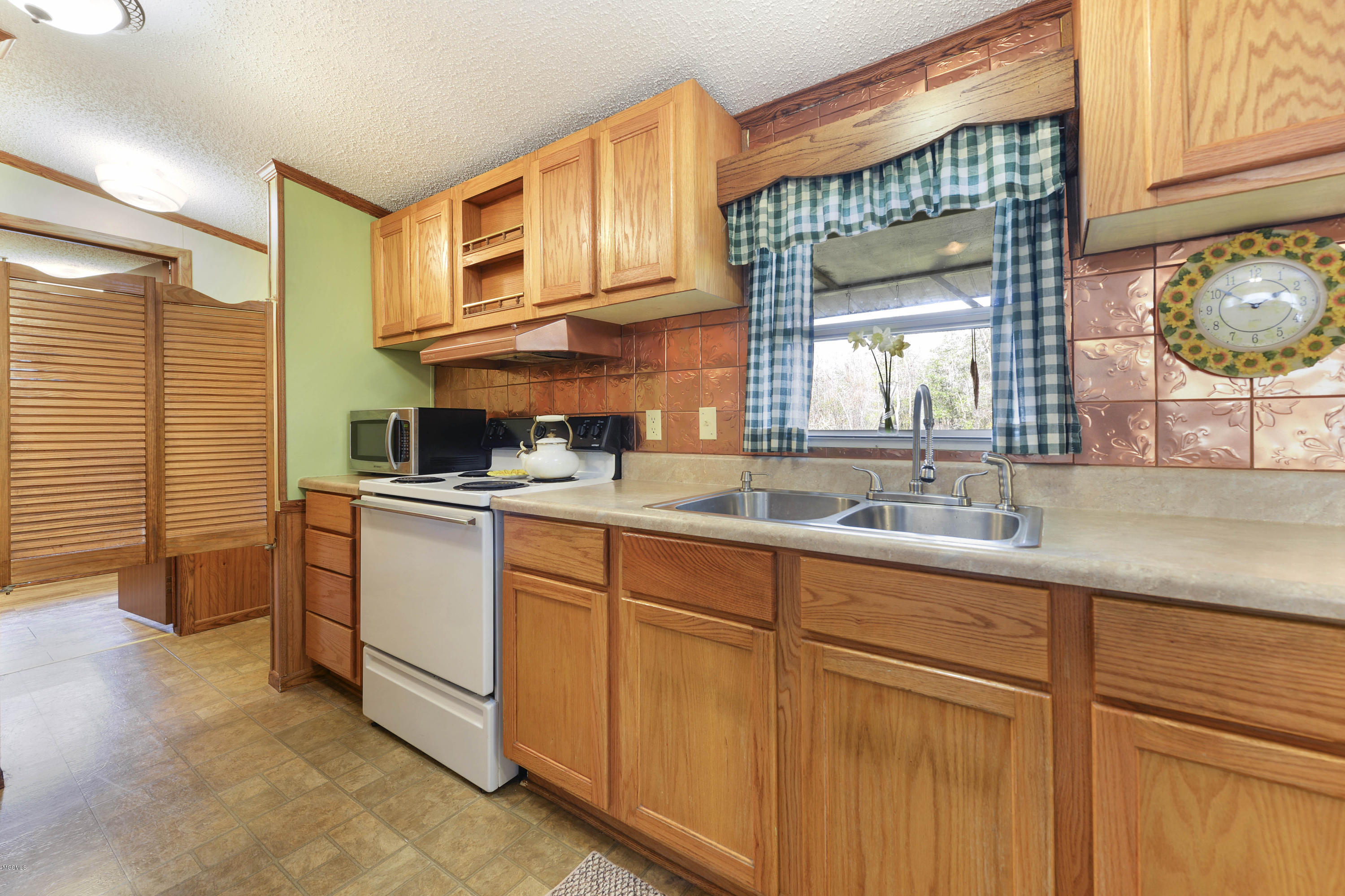 211 Price Road Perkinston, MS 39573 - Photo 12 of 41 Kitchen