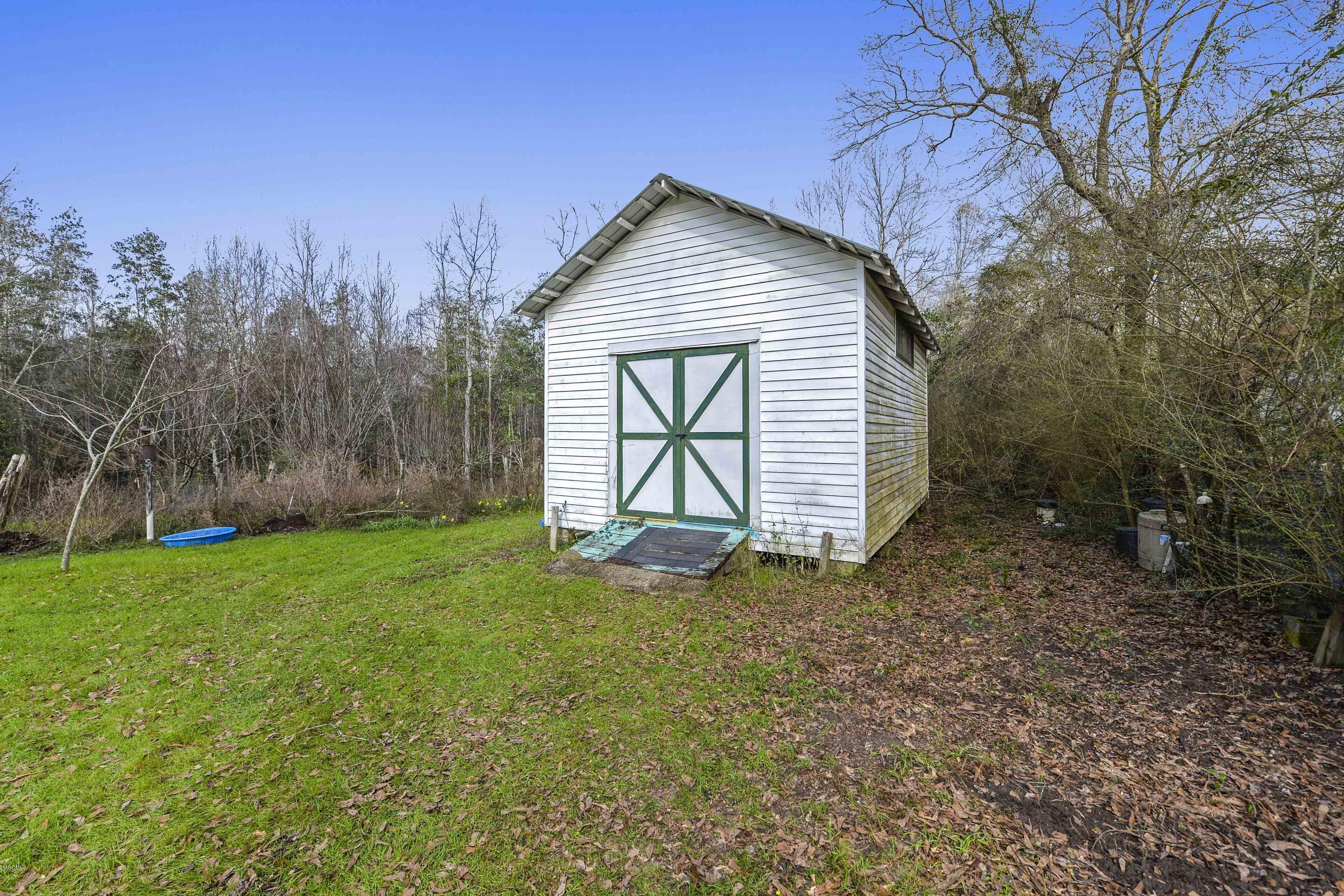 211 Price Road Perkinston, MS 39573 - Photo 30 of 41 Worhshop