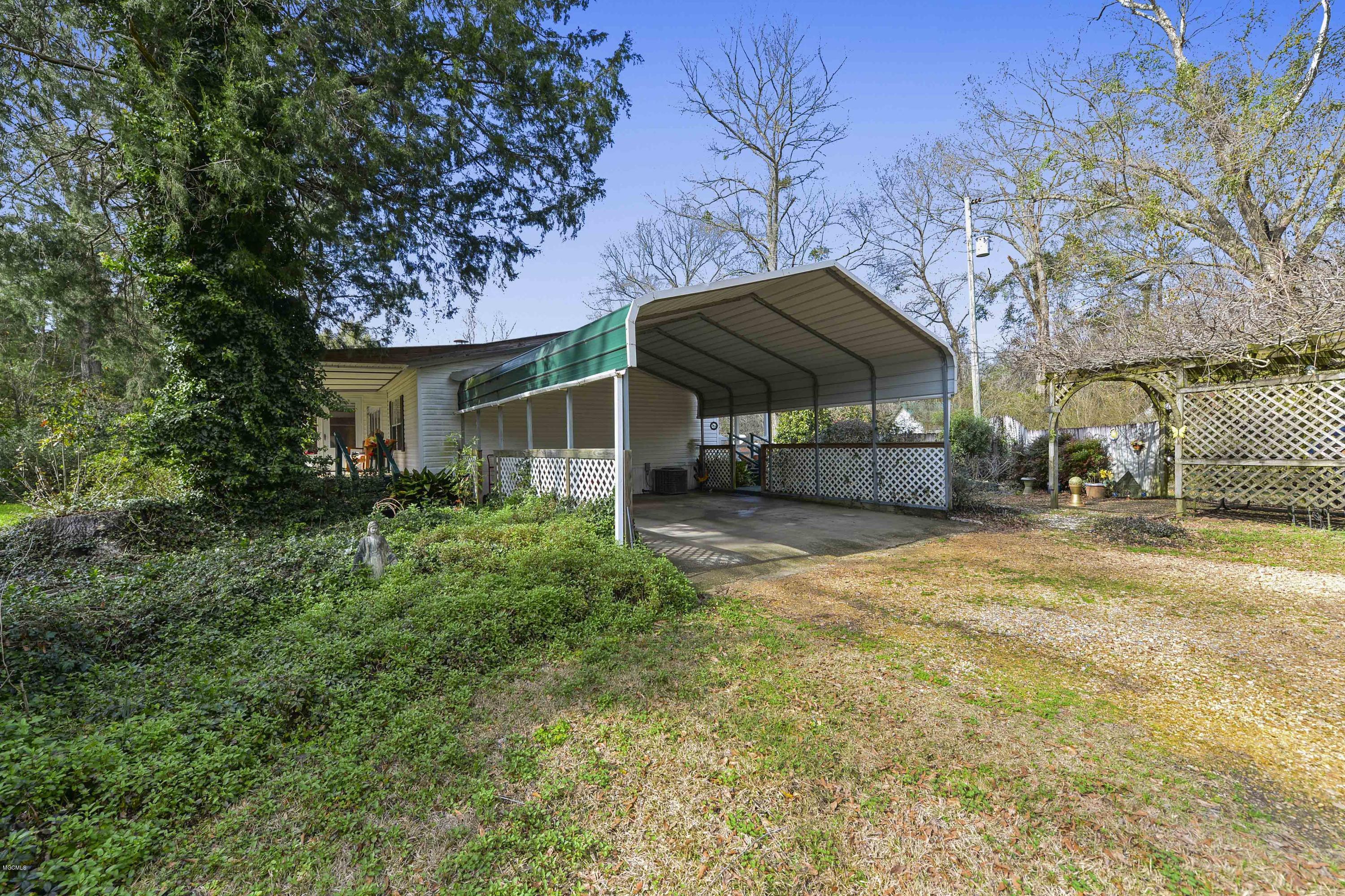 Carport
