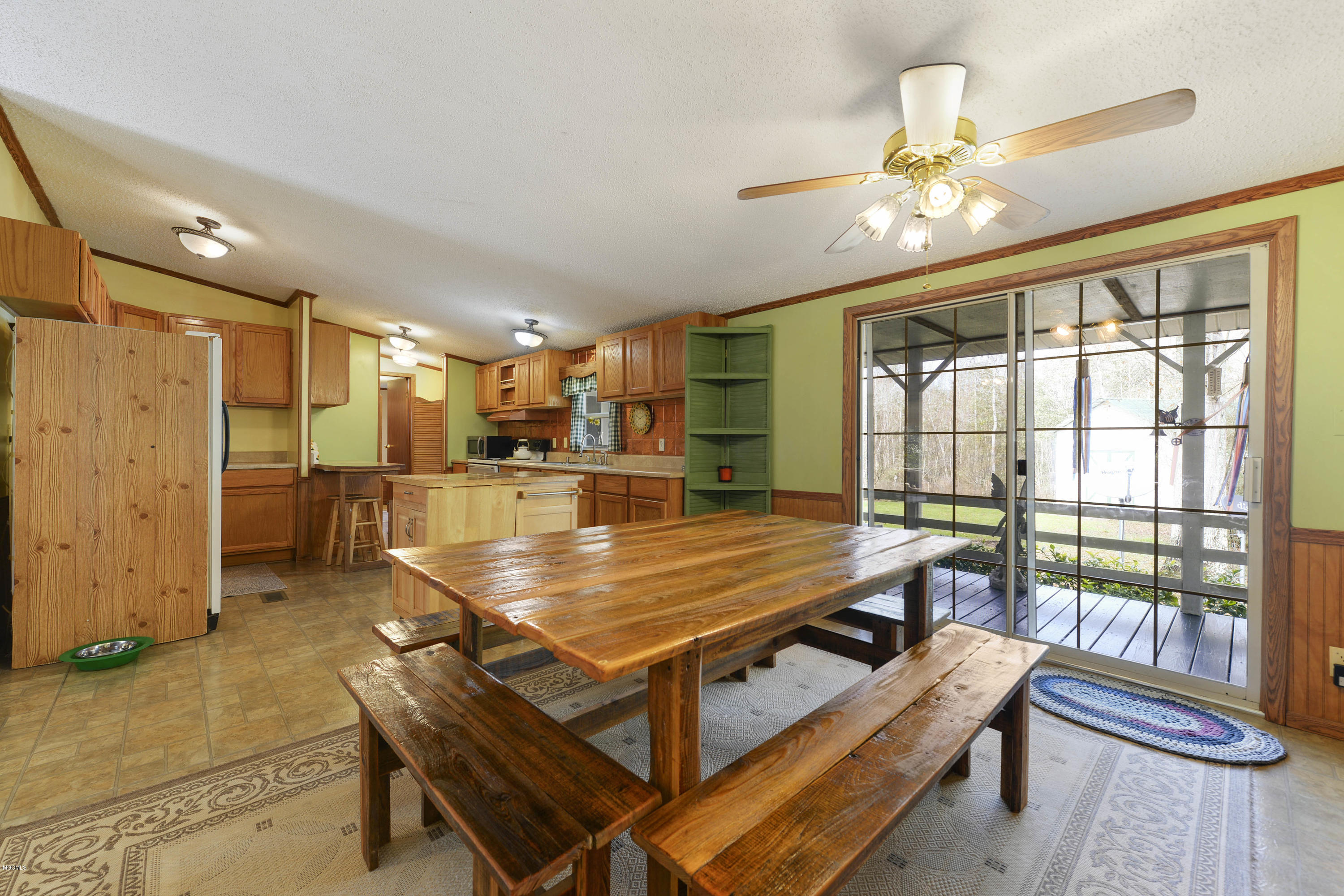 211 Price Road Perkinston, MS 39573 - Photo 10 of 41 Dinning
