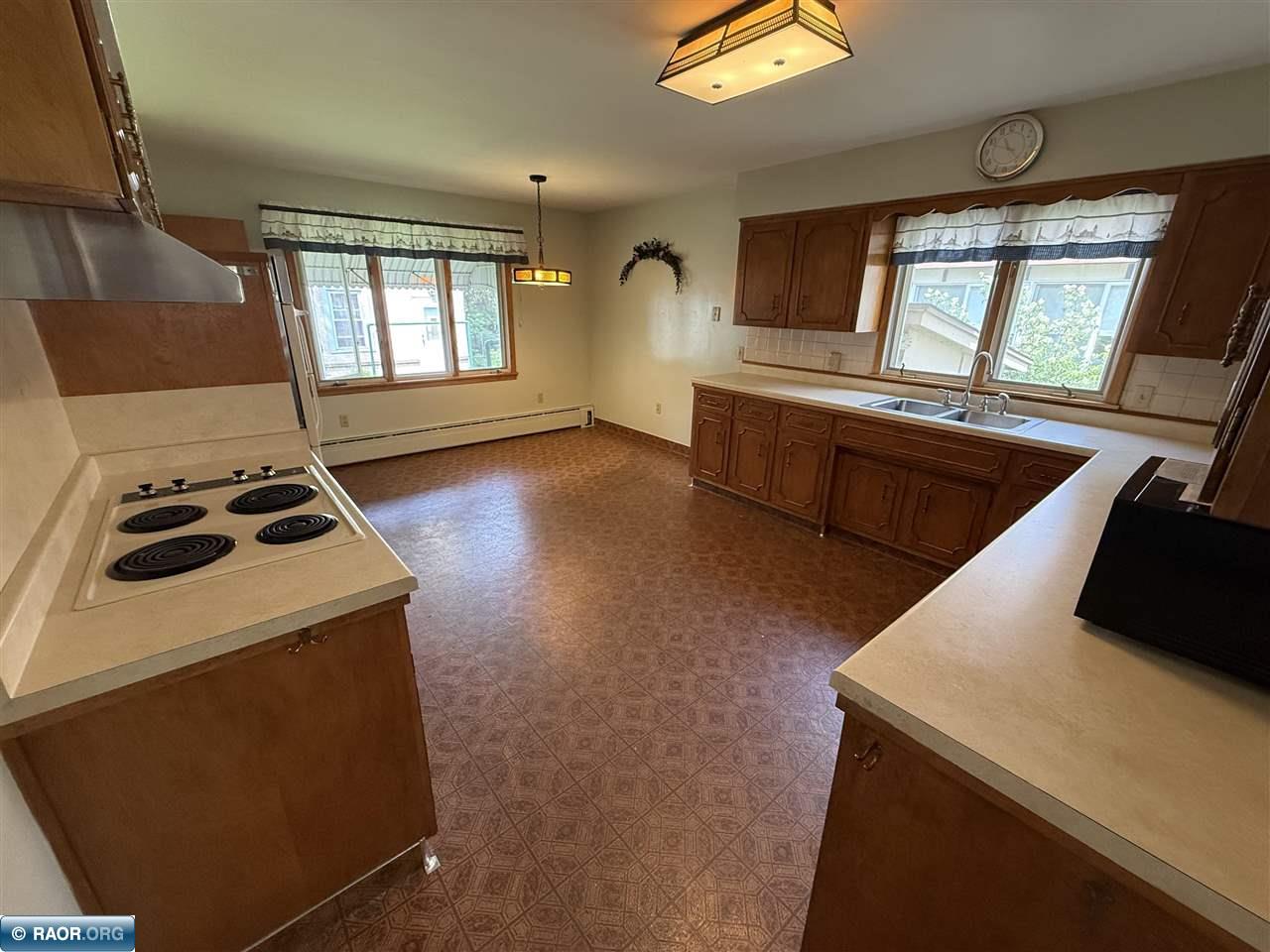 2721 3rd Avenue West Hibbing, MN 55746 - Photo 25 of 50