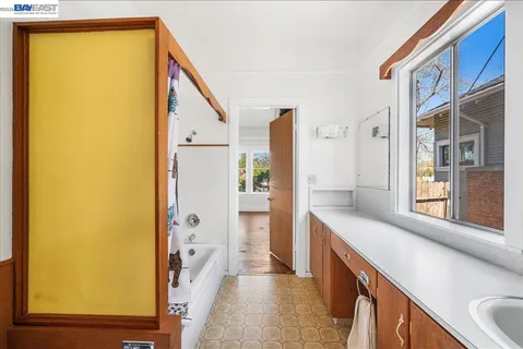 $999,900 | 2463 6th Street, Livermore, CA 94550