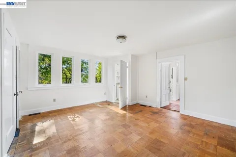 $999,900 | 2463 6th Street, Livermore, CA 94550