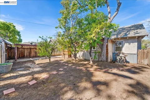 $999,900 | 2463 6th Street, Livermore, CA 94550