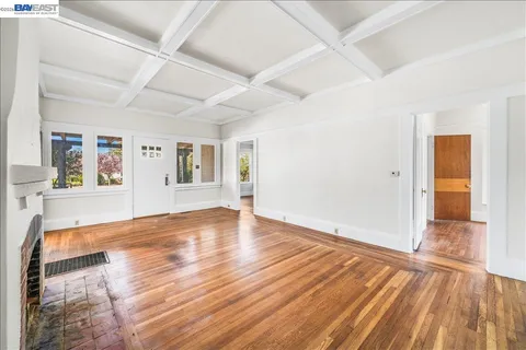 $999,900 | 2463 6th Street, Livermore, CA 94550