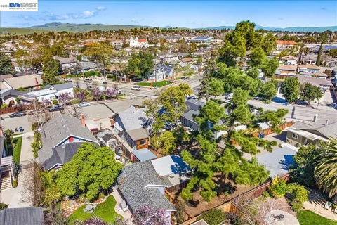 $999,900 | 2463 6th Street, Livermore, CA 94550