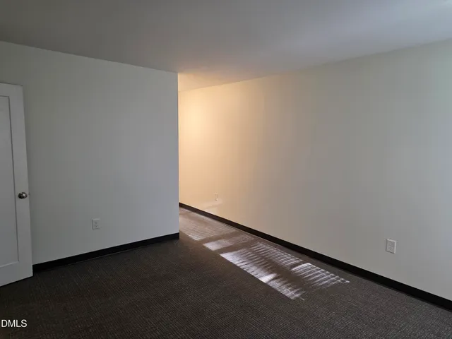 $1,050 | 5104 Hollyridge Drive, Unit 303, Raleigh, NC 27612