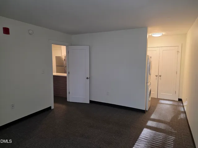 $1,050 | 5104 Hollyridge Drive, Unit 303, Raleigh, NC 27612