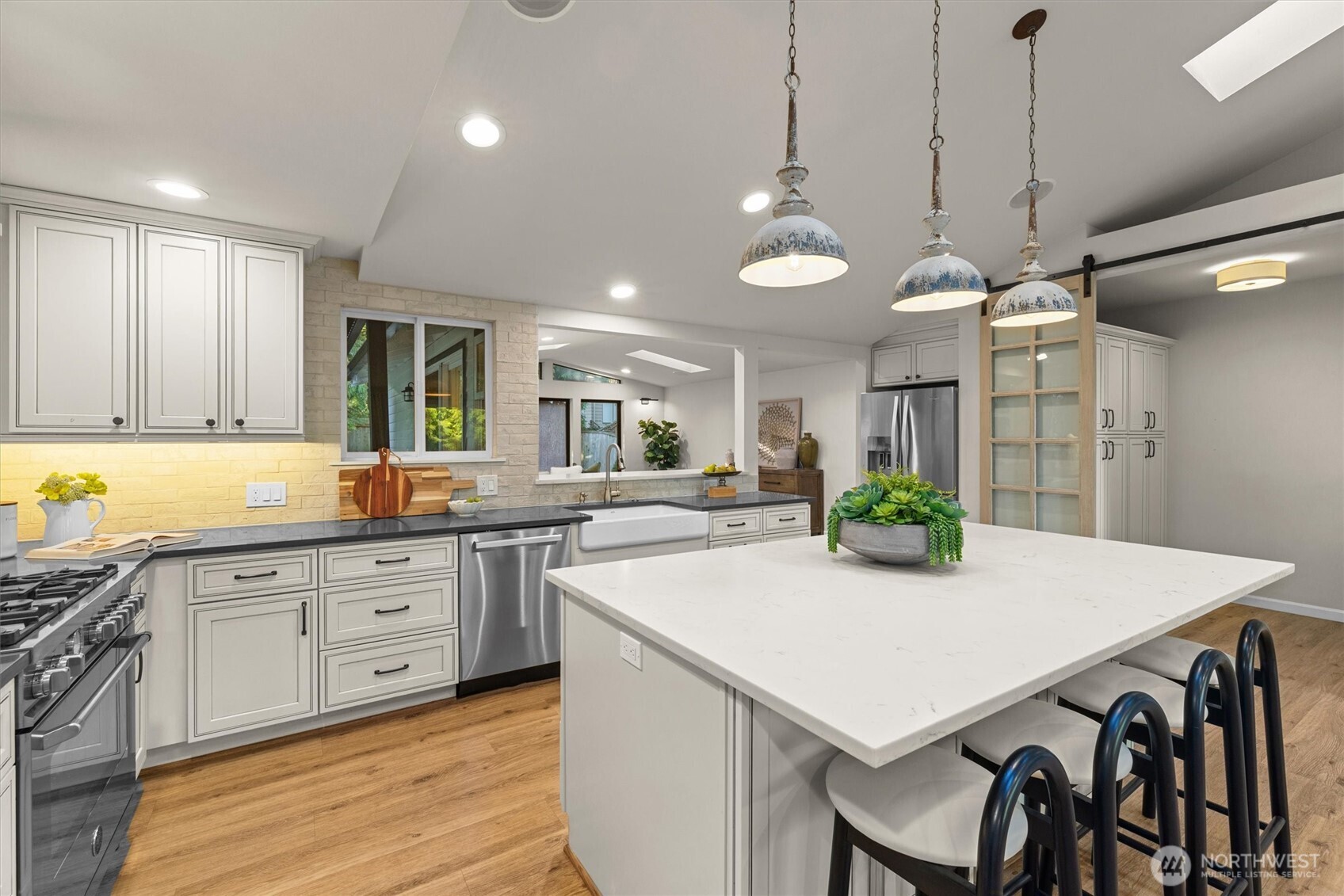 9209 Northeast 142nd Way Kirkland, WA 98034 - Photo 12 of 40