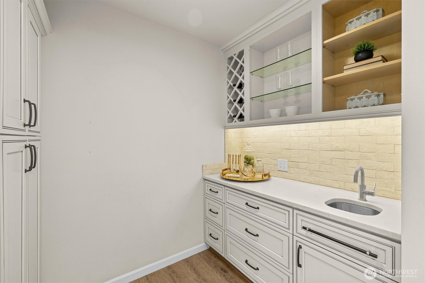 9209 Northeast 142nd Way Kirkland, WA 98034 - Photo 15 of 40