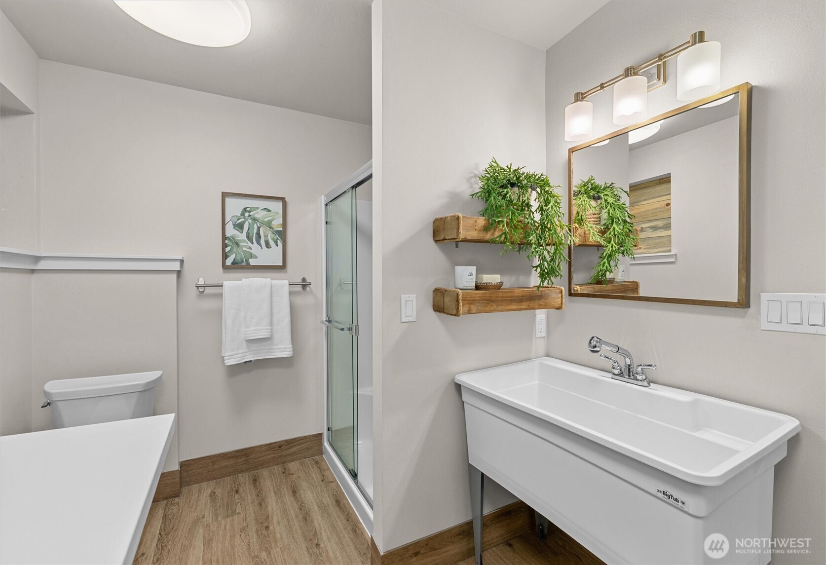 9209 Northeast 142nd Way Kirkland, WA 98034 - Photo 28 of 40