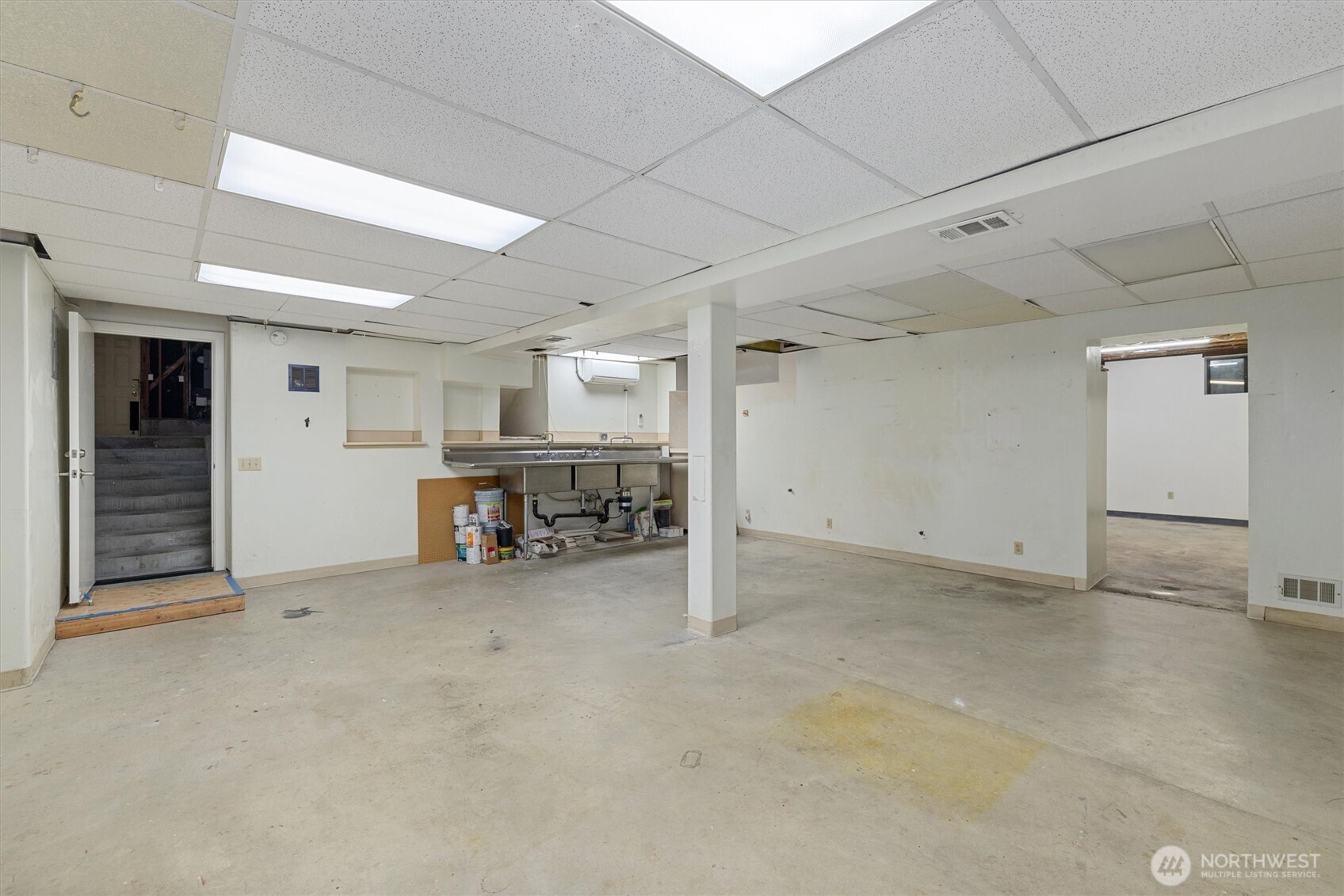 9209 Northeast 142nd Way Kirkland, WA 98034 - Photo 32 of 40