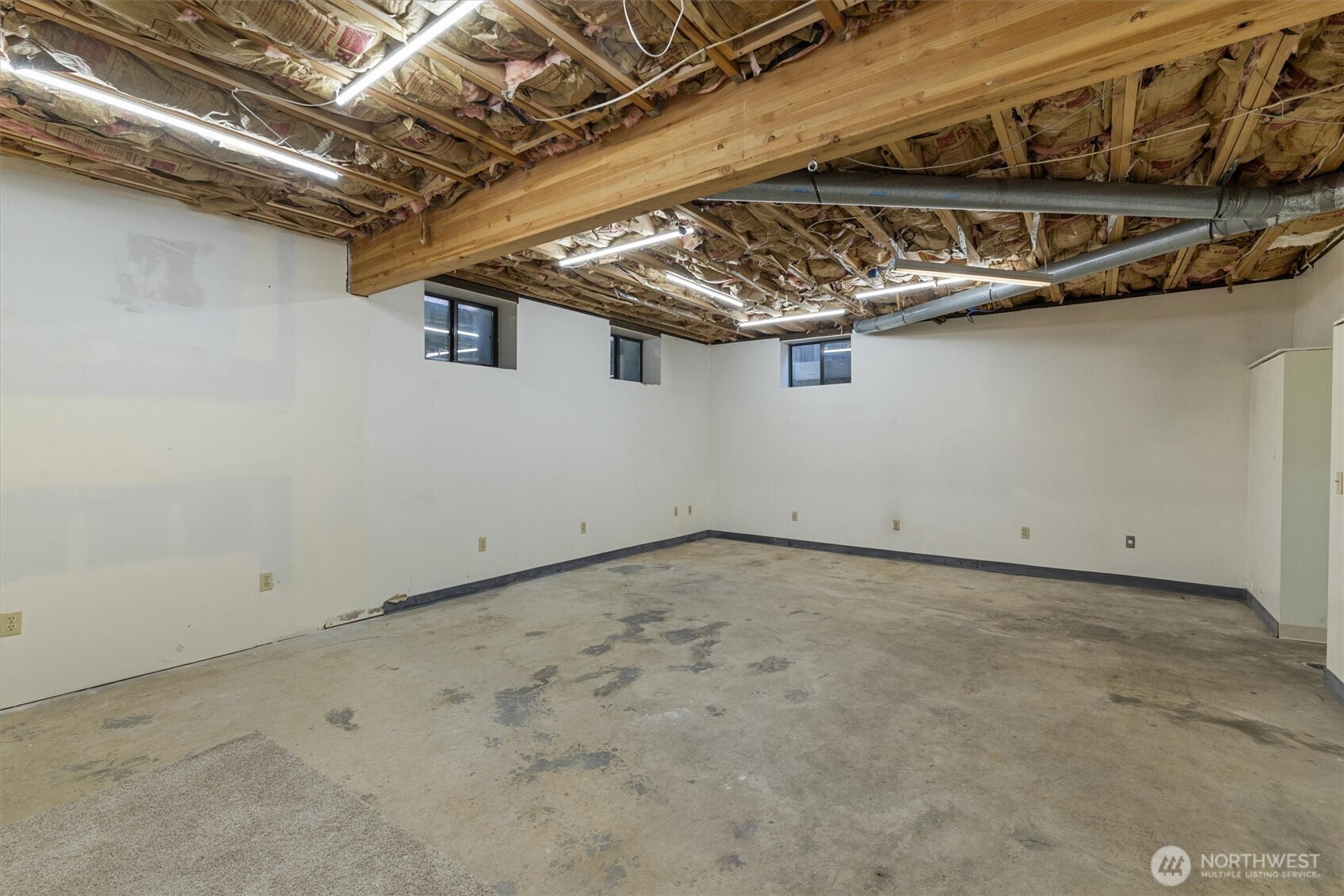 9209 Northeast 142nd Way Kirkland, WA 98034 - Photo 34 of 40