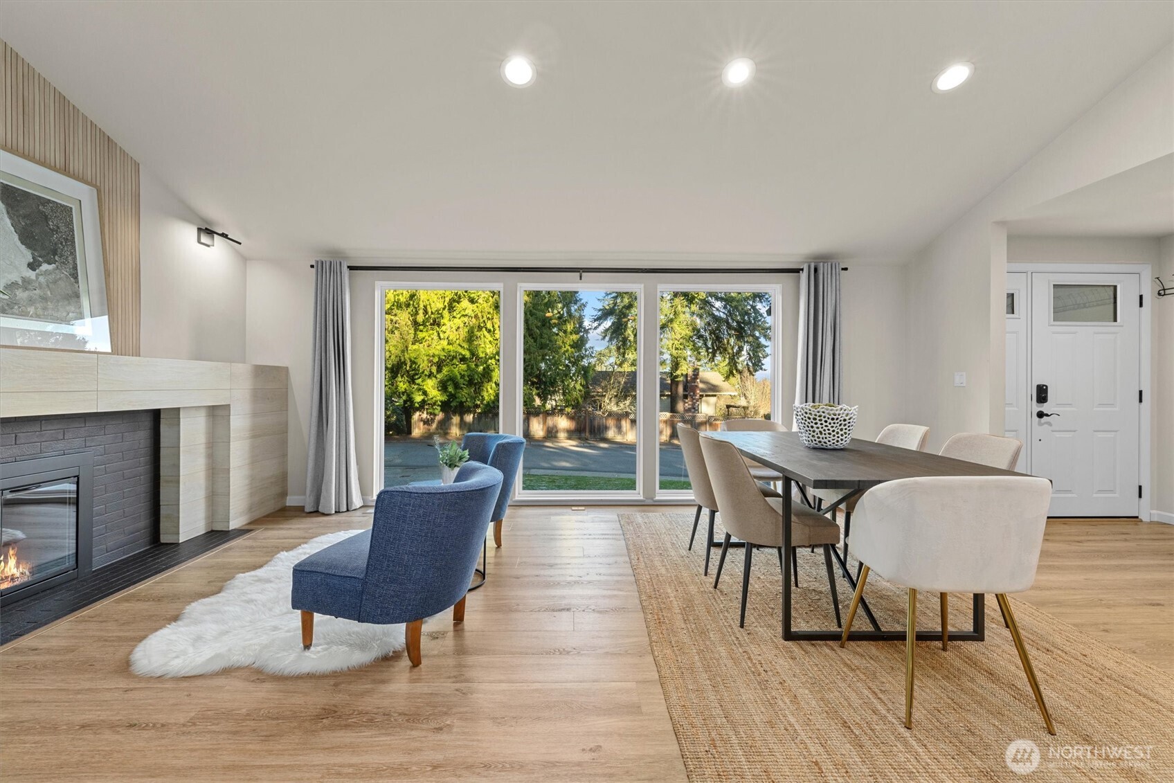 9209 Northeast 142nd Way Kirkland, WA 98034 - Photo 6 of 40