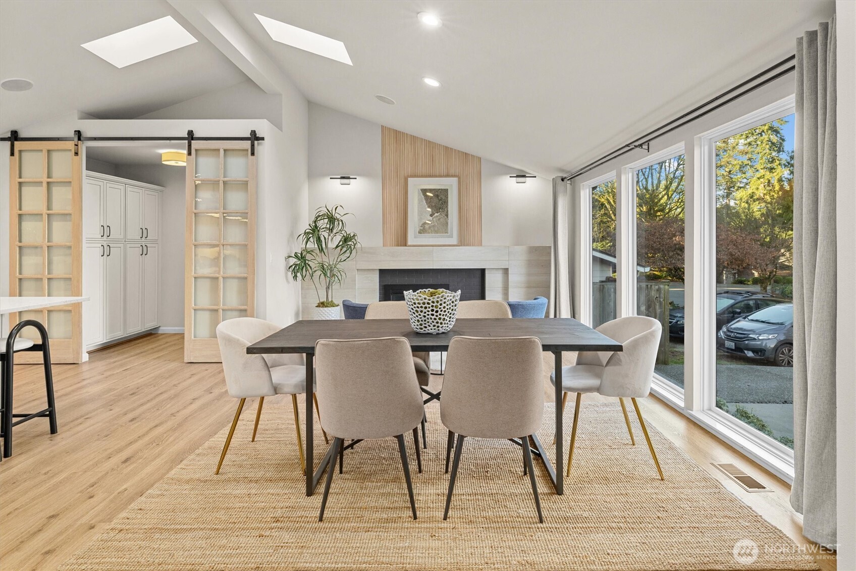 9209 Northeast 142nd Way Kirkland, WA 98034 - Photo 8 of 40