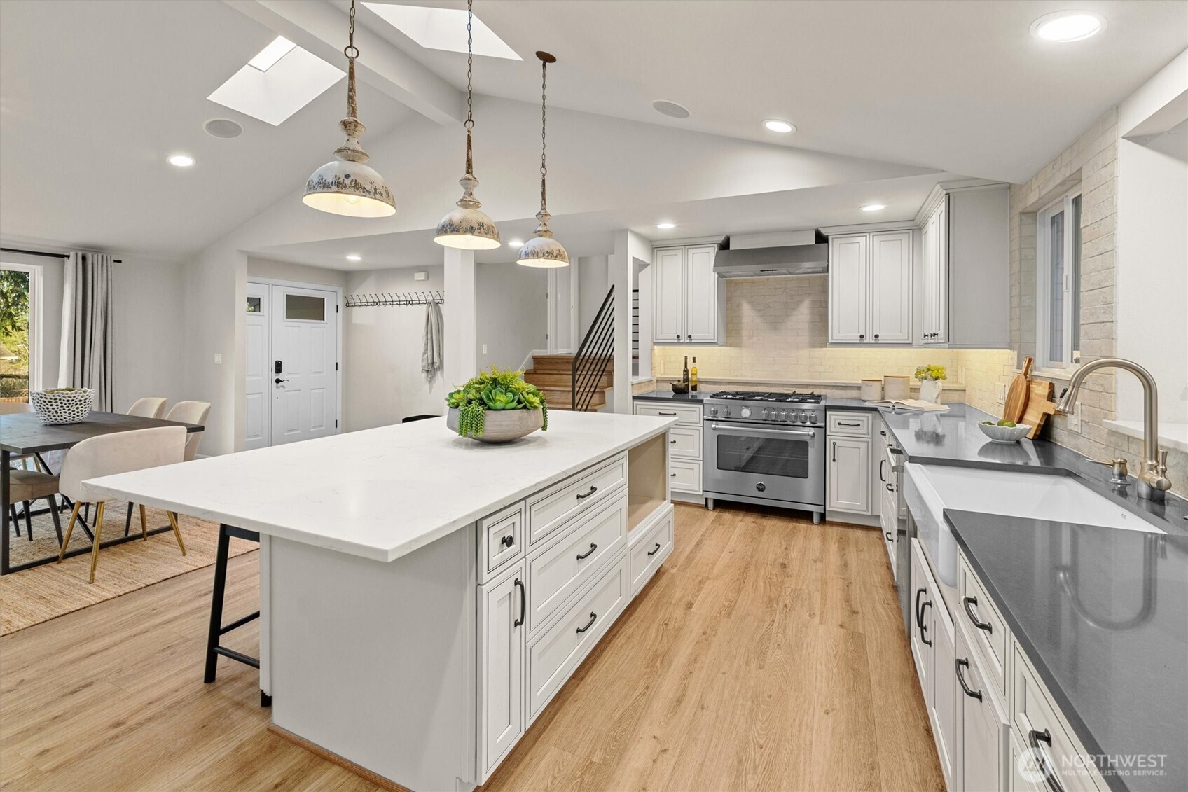 9209 Northeast 142nd Way Kirkland, WA 98034 - Photo 10 of 40