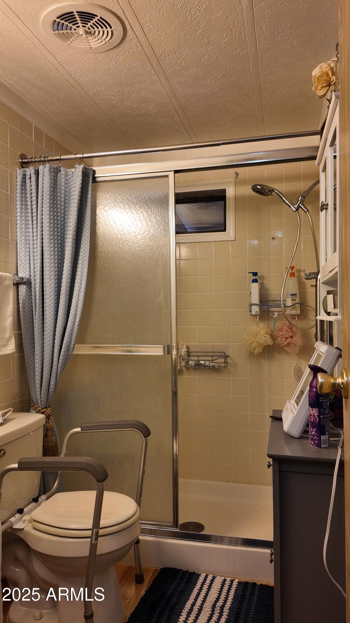 7901 East State Rte 69 Prescott Valley, AZ 86314 - Photo 13 of 20 Guest Bathroom