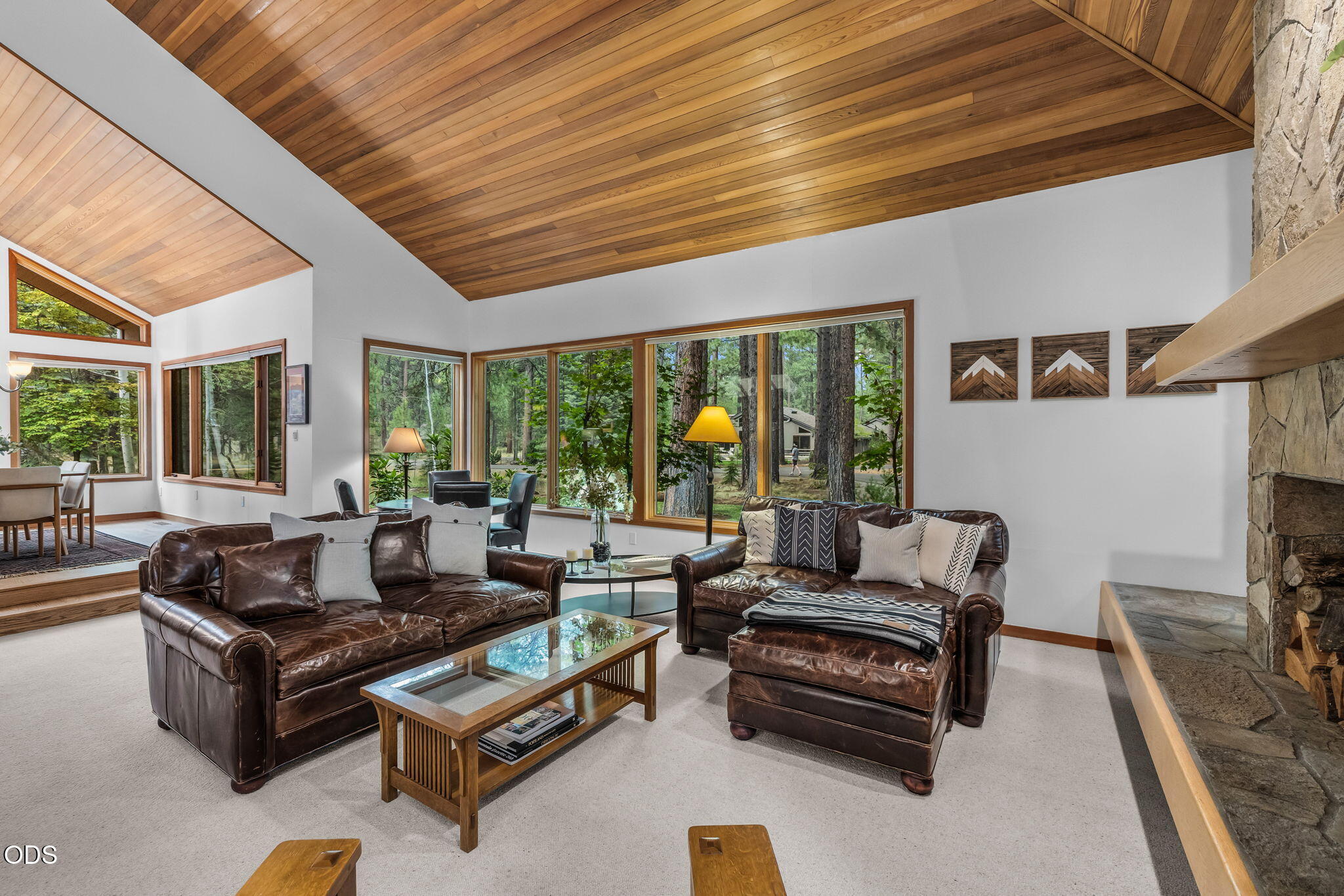 70919 Amaranth, Unit EM 52 Black Butte Ranch, OR 97759 - Photo 10 of 47 Gallery Image 10