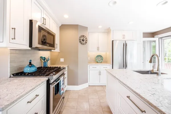 $3,990 | 58 Temple Street, Unit 58, Reading, MA 01867