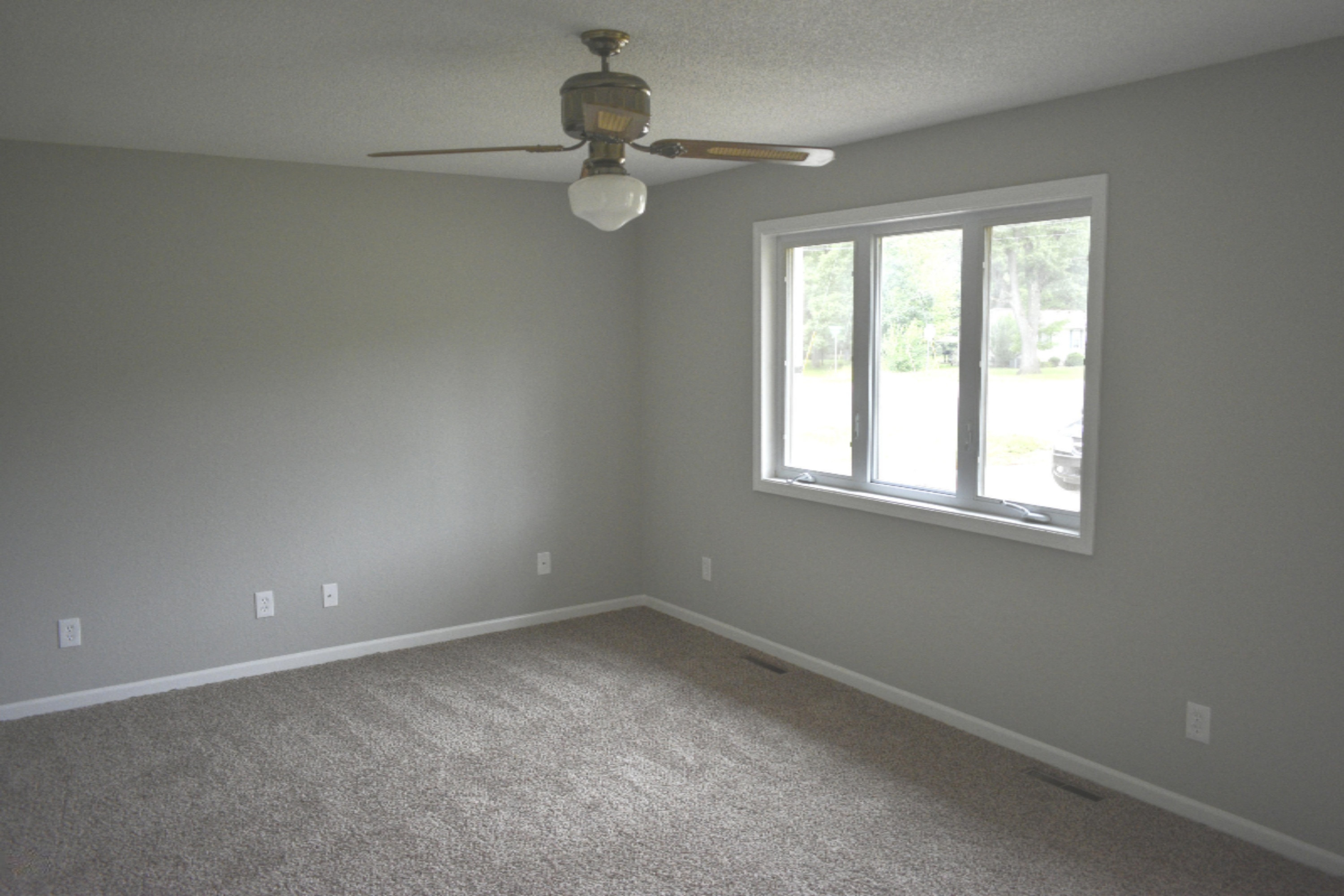 2407 MacArthur Road Muskegon, MI 49442 - Photo 8 of 31 DSC_006b