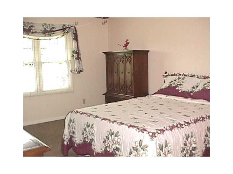 5982 Hall Road Plainfield, IN 46168 - Photo 13 of 17