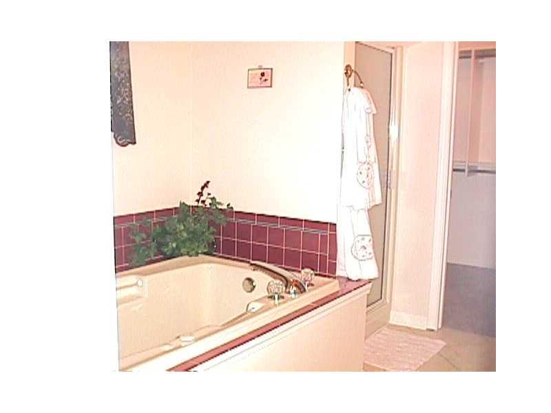 5982 Hall Road Plainfield, IN 46168 - Photo 14 of 17