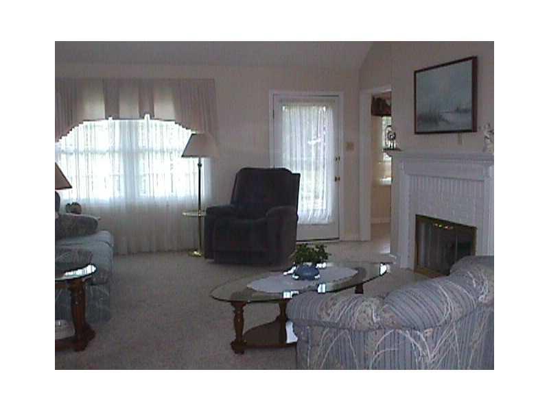 5982 Hall Road Plainfield, IN 46168 - Photo 6 of 17