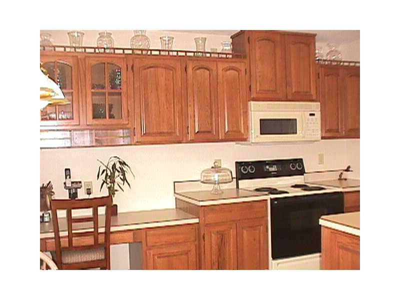 5982 Hall Road Plainfield, IN 46168 - Photo 9 of 17