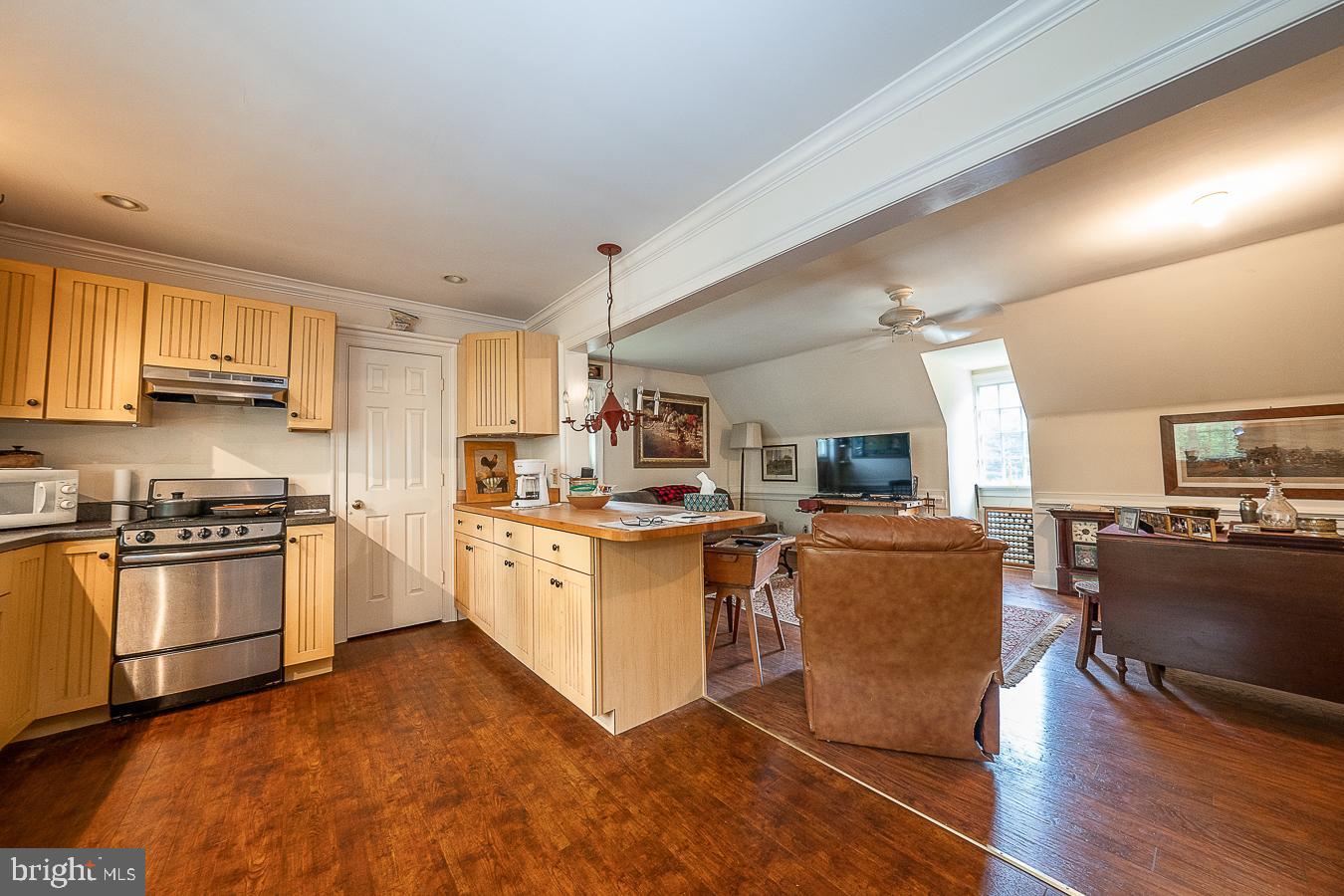 338 Sugartown Road Devon, PA 19333 - Photo 37 of 50