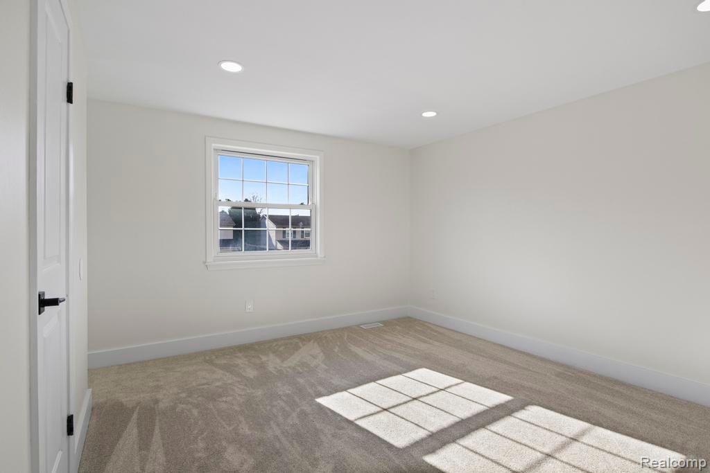 1621 Walnut Ridge Circle Canton, MI 48187 - Photo 30 of 61