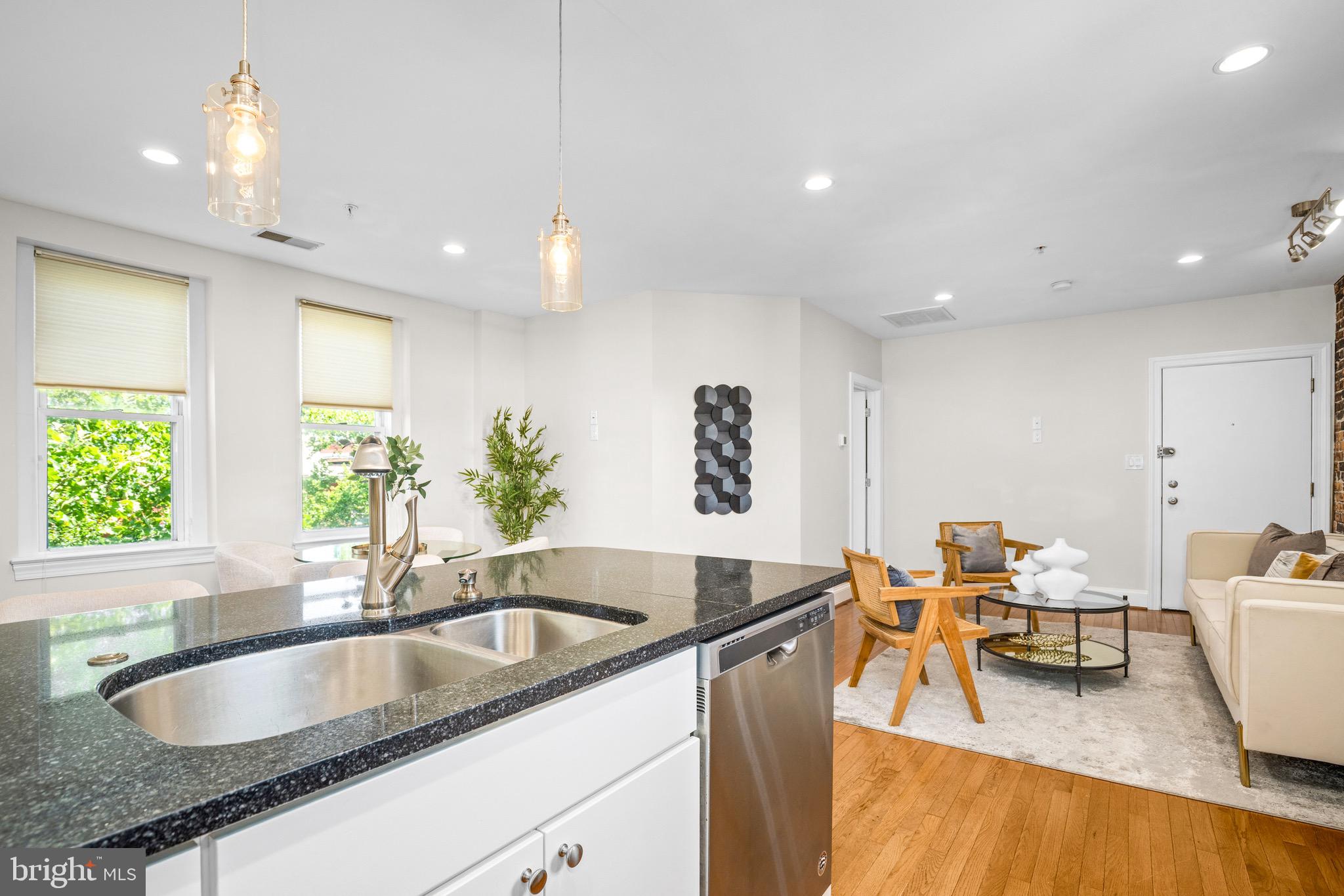 304 Q Street Northwest, Unit 4 Washington, DC 20001 - Photo 11 of 19
