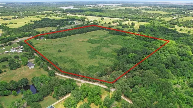 $1,100,000 | 4400 North State Highway, Bonham, TX 75418