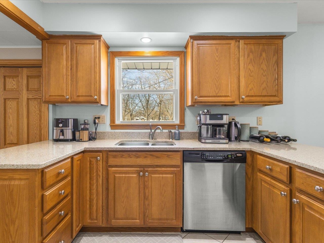 231 Center Street Sharon, WI 53585 - Photo 13 of 46