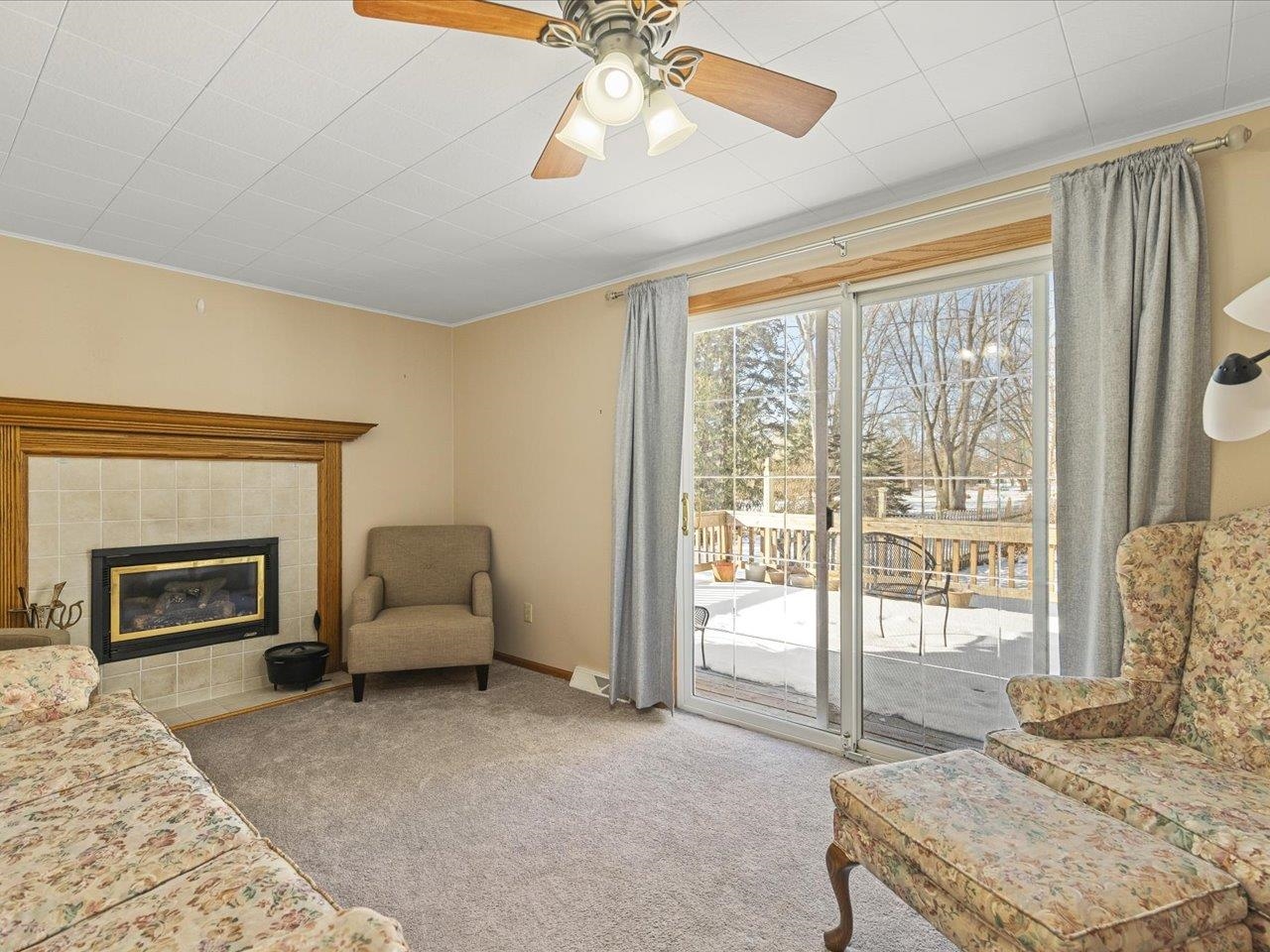 231 Center Street Sharon, WI 53585 - Photo 16 of 46