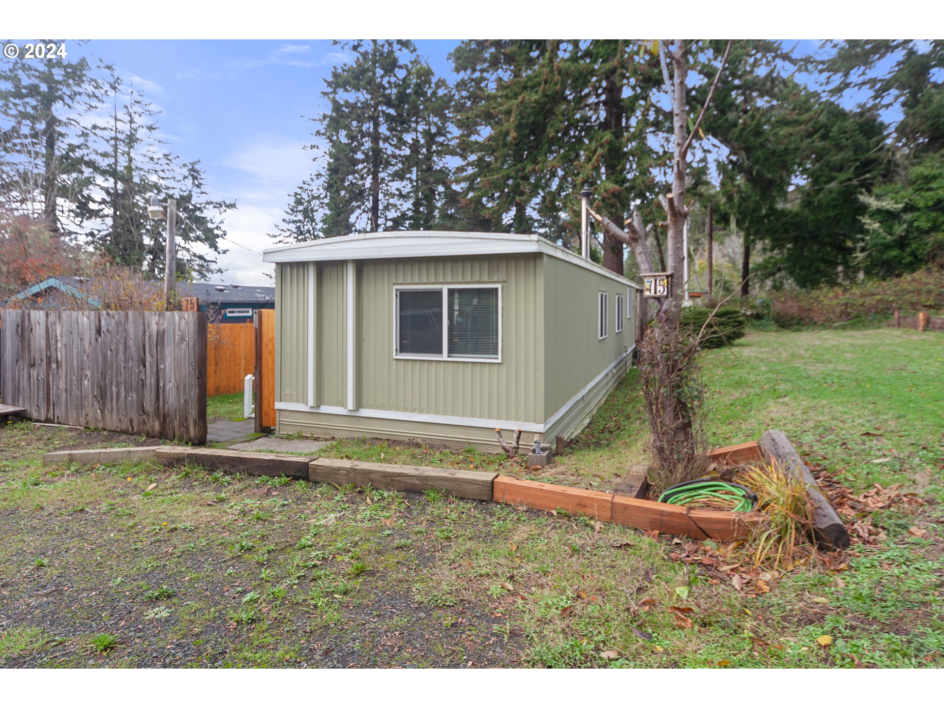 66642 East Bay Road, Unit 75 North Bend, OR 97459 - Photo 1 of 32 Parking