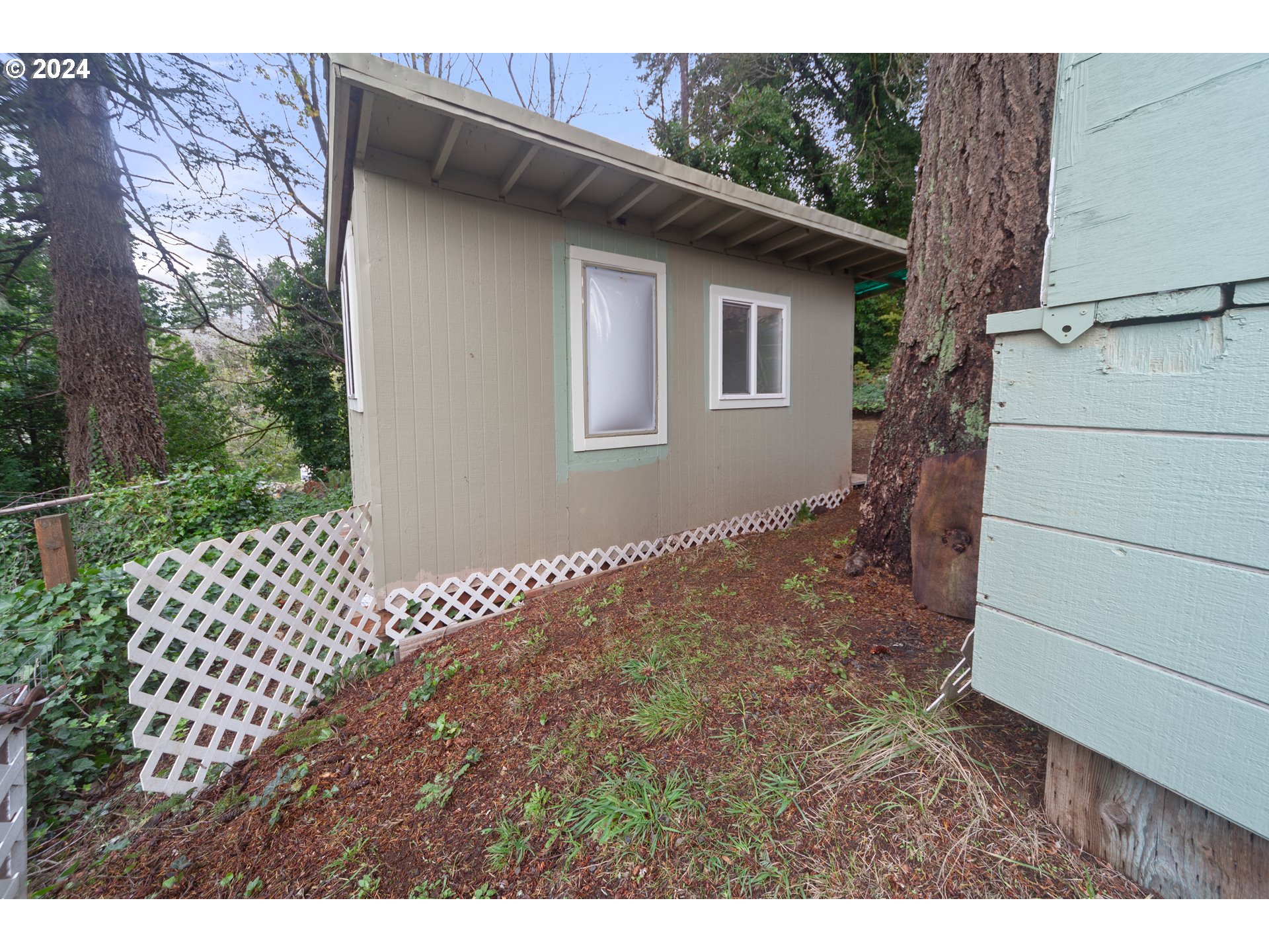 66642 East Bay Road, Unit 75 North Bend, OR 97459 - Photo 20 of 32 Bonus Room
