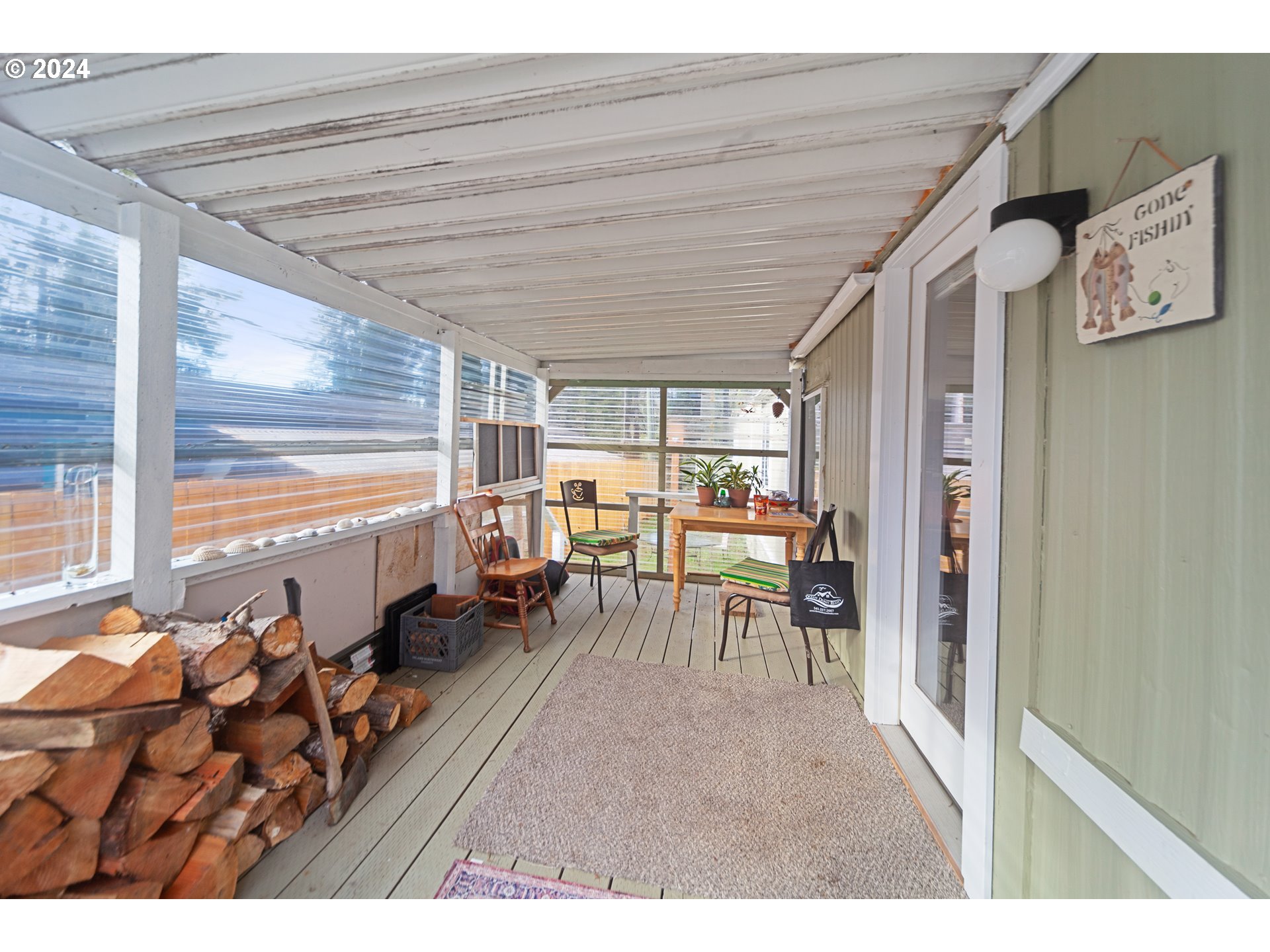 66642 East Bay Road, Unit 75 North Bend, OR 97459 - Photo 3 of 32 Porch
