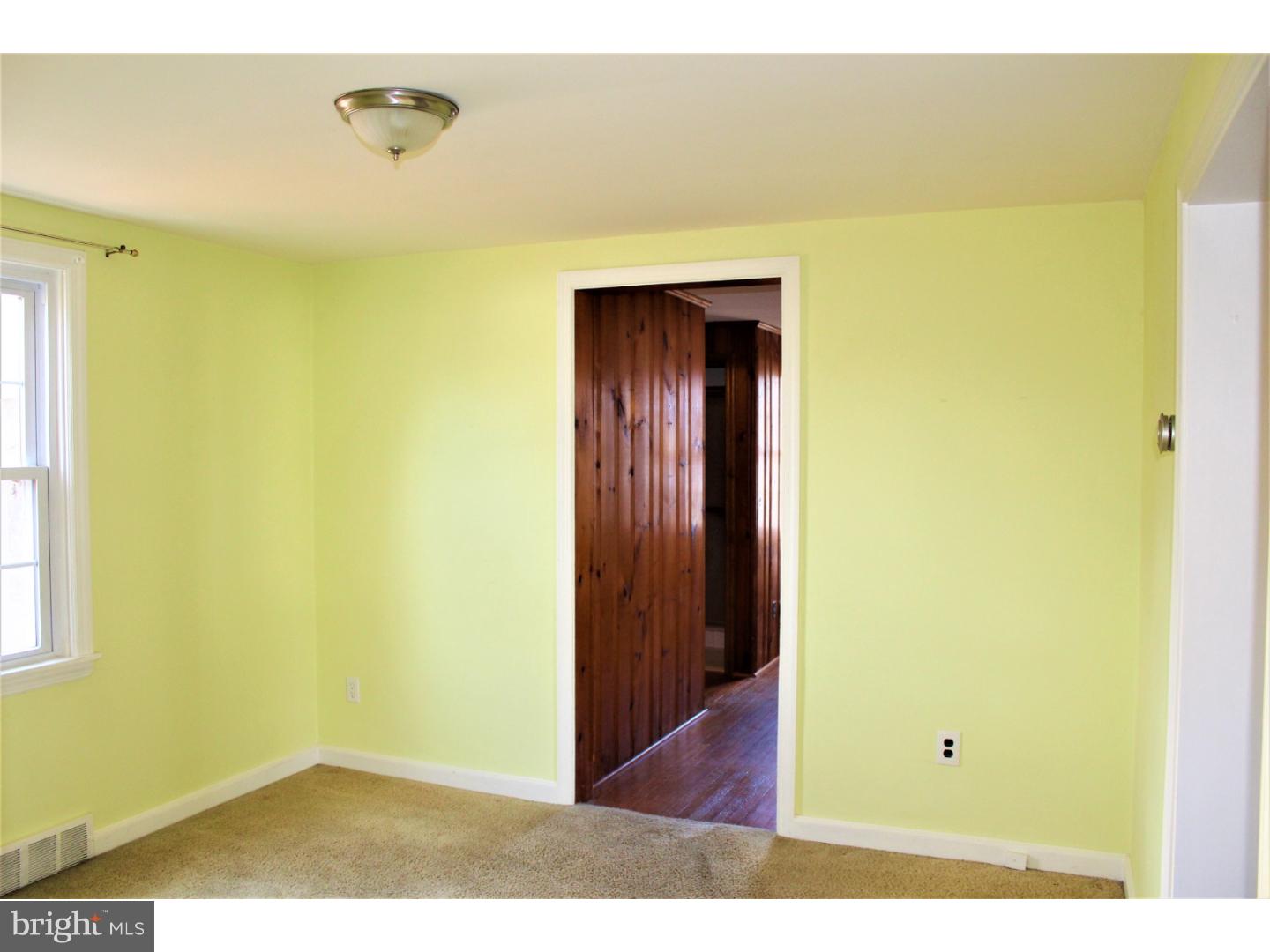 107 Dallas Road Willow Grove, PA 19090 - Photo 8 of 21 Gallery Image 8