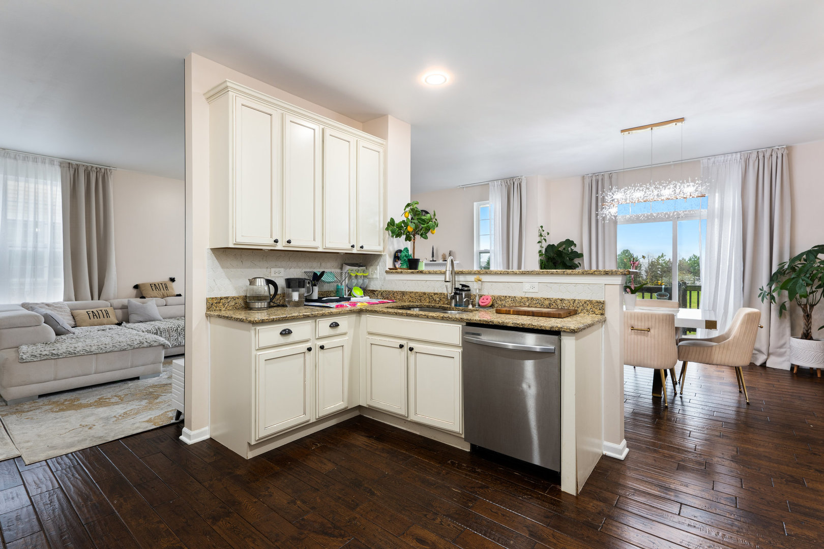 2899 Church Road Aurora, IL 60502 - Photo 12 of 45