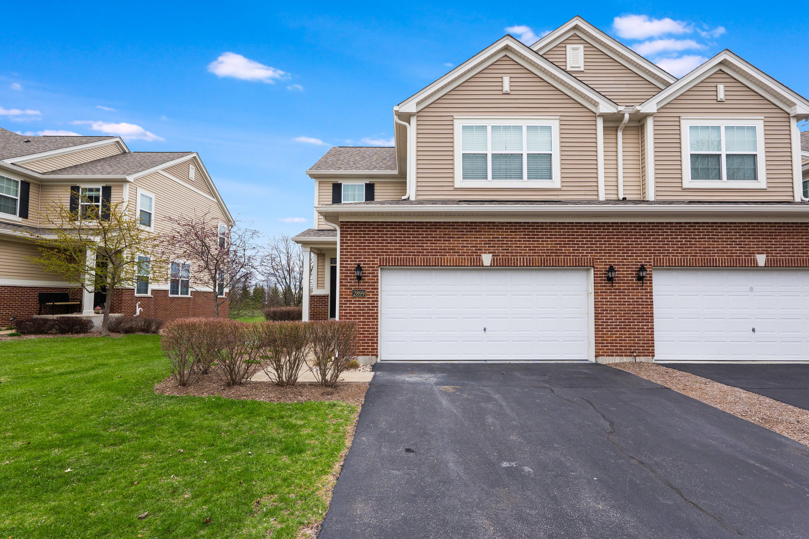 2899 Church Road Aurora, IL 60502 - Photo 2 of 45